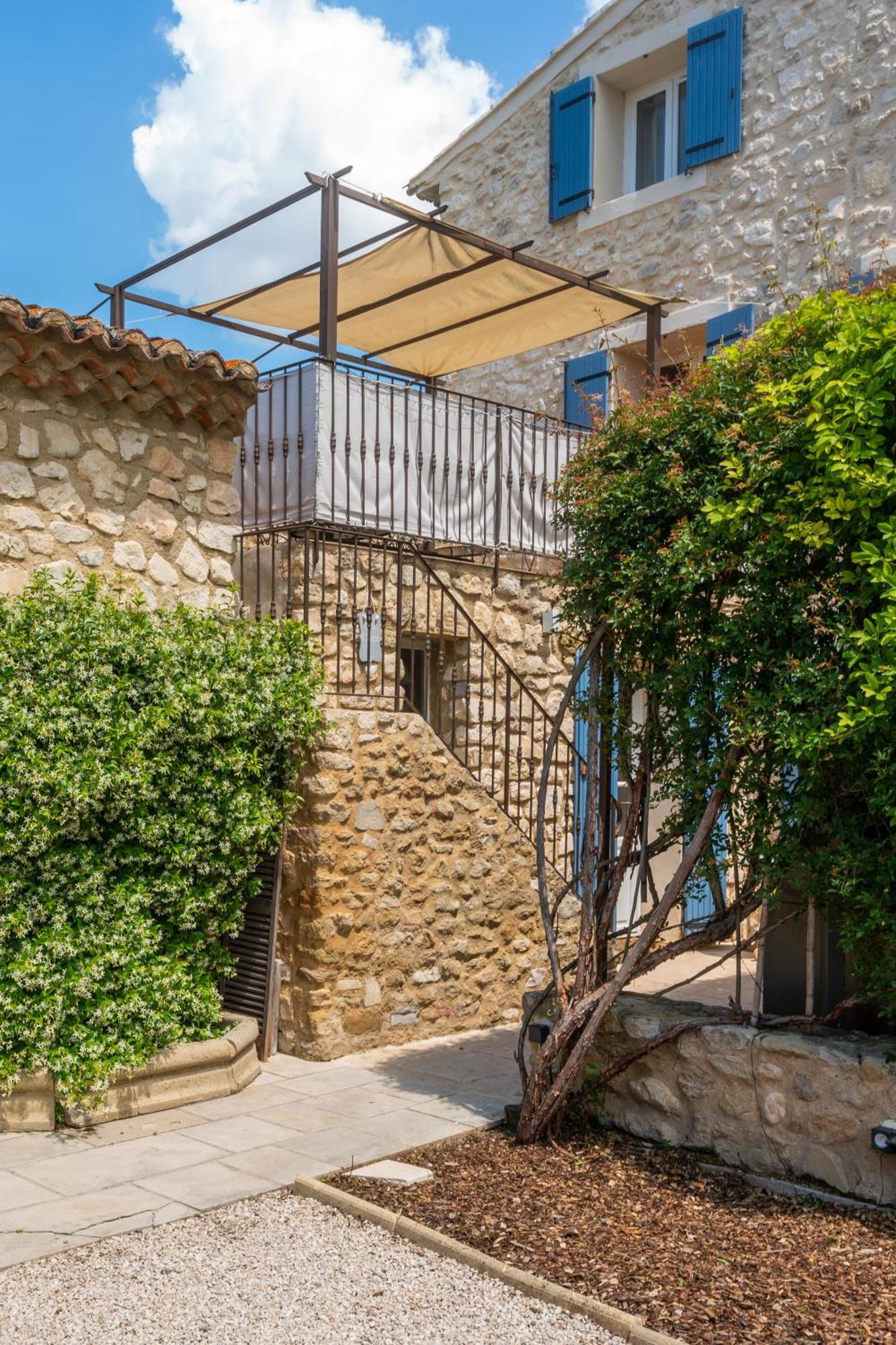 Le Mas De La Vincane Pernes-les-Fontaines Exterior photo